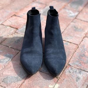 Marc Fisher blue chelsea boots
